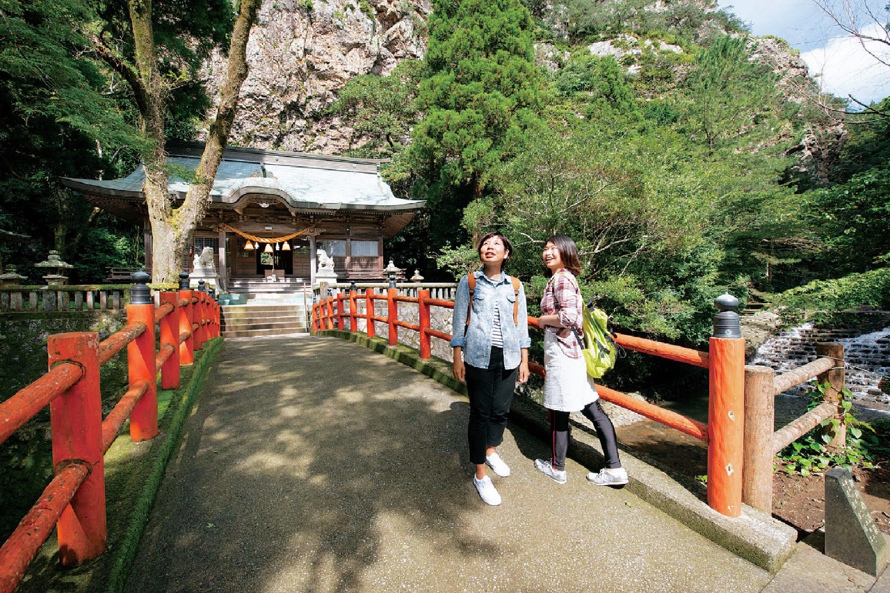 瀧三柱神社